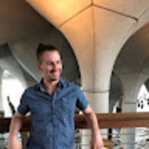 Meet your Posher, Logan